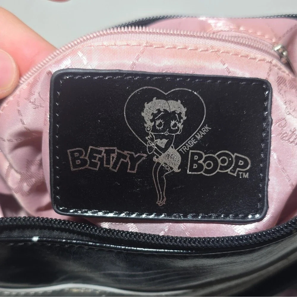 Betty Boop Black Silver Patent Crossbody Bag Purse Y2K Graphic Print Zip Charm
